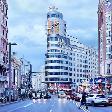 Punta Me Suites Next To Gran Via Madrid Exteriör bild