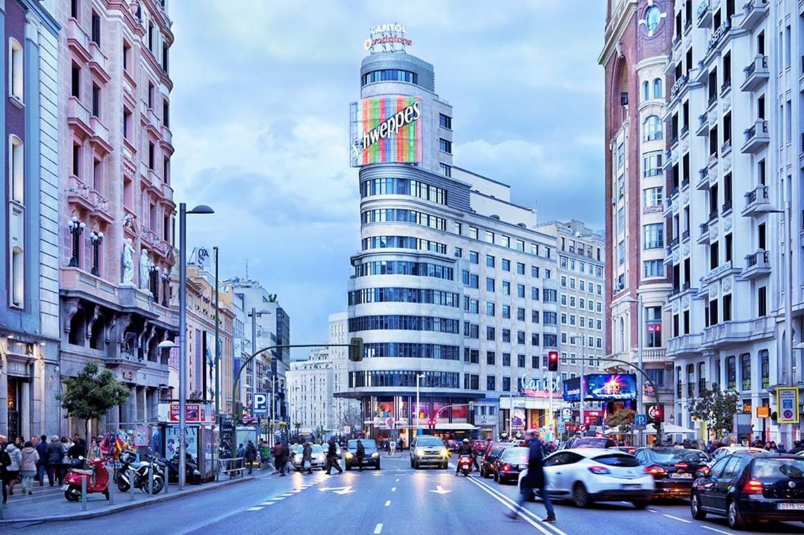 Punta Me Suites Next To Gran Via Madrid Exteriör bild